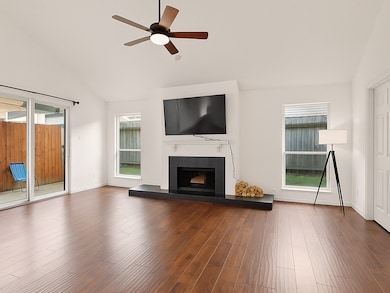 1538 Beaconshire Rd, Houston, TX 77077 - photo 3