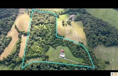 633 T Bradshaw Rd, Columbia, KY 42728 - photo 6