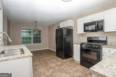 1012 Ardwick Ct SE, Atlanta, GA 30354 - photo 6