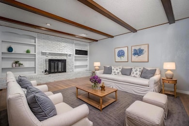 1527 N Pennsylvania Ave, Shawnee, OK 74804 - photo 4