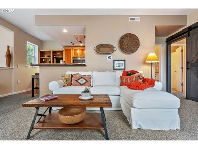 525 Springtree Ln, West Linn, OR 97068 - photo 4