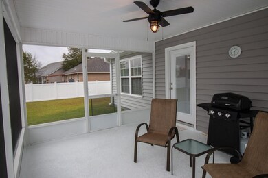 203 Victorian Lake Dr, Brunswick, GA 31525 - photo 4