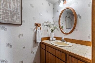 5-web-or-mls-1139 Cayuse Cir SE 5