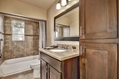 3824 N 35th St, Phoenix, AZ 85018 - photo 7