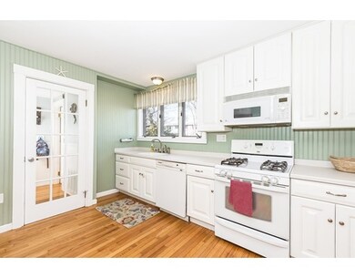 102 Redington St, Swampscott, MA 01907 - photo 7