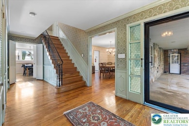 1331 Armstrong Rd, Bethlehem, PA 18017 - photo 7