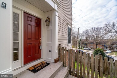 3337 Beechcliff Dr, Alexandria, VA 22306 - photo 2