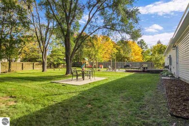 112 N Brand St, Elk Rapids, MI 49629 - photo 2