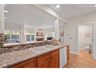 7905 SW Matheny Dr, Beaverton, OR 97008 - photo 6