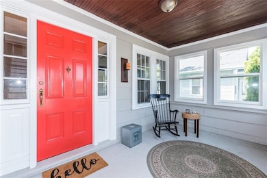 529 Willett Ave, Riverside, RI 02915 - photo 2