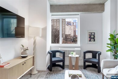 10 Commerce Ct unit 2A, Newark, NJ 07102 - photo 7