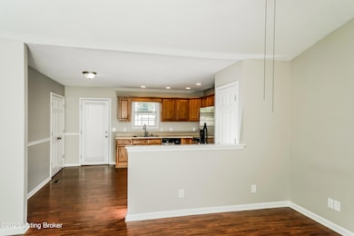 021-photo-dining-room-11906103