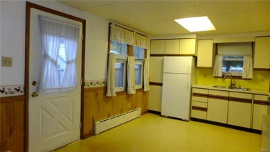 7475 Arrowhead Rd, Bath, PA 18014 - photo 2