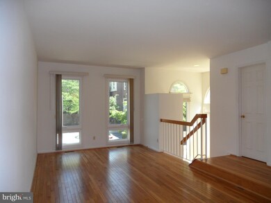 1421 Templeton Place, Rockville, MD 20852 - photo 5