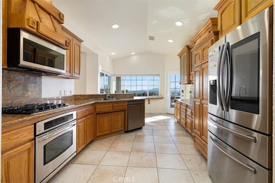 7636 Shafter Ave, Yucca Valley, CA 92284 - photo 5