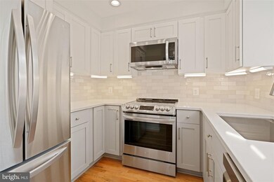 4822 29th St S unit C2, Arlington, VA 22206 - photo 7