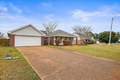 202 White Oaks Place front (3)
