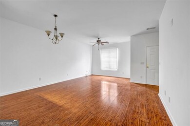 3037 Bonnes Dr, Lithonia, GA 30038 - photo 4