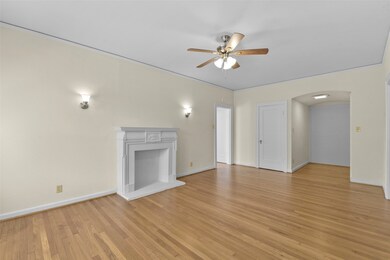 436 Westmoreland St unit 2, Houston, TX 77006 - photo 3