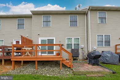 4005 Parkside Ct, Mount Joy, PA 17552 - photo 4