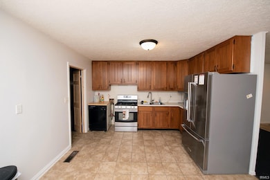 1303 Rochelle Dr, Lafayette, IN 47909 - photo 5