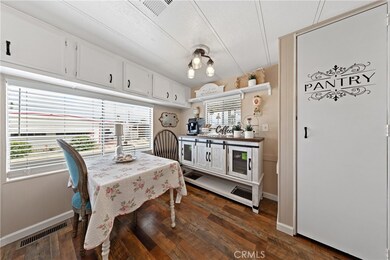 601 N Kirby St unit 108, Hemet, CA 92545 - photo 5