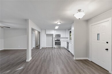 17 Cobb Cir, Bella Vista, AR 72715 - photo 4