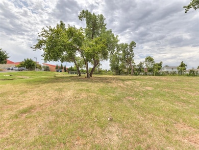 430 SE Grand Blvd, Oklahoma City, OK 73129 - photo 2