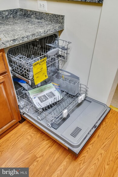 302 Juneberry Way unit 2B, Glen Burnie, MD 21061 - photo 7