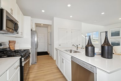 (Photo of model home)Socialize while making your favorite meal!.jpg