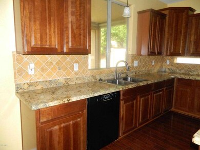 Kitchen (2)