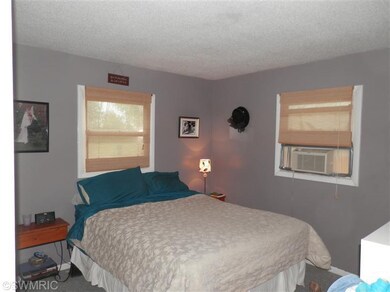 1004 N Ohio Ct, Sturgis, MI 49091 - photo 7