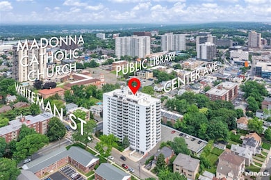 Whiteman House unit 9C, Fort Lee, NJ 07024 - photo 4