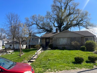 2395 Glenview Blvd, Columbus, OH 43204 - photo 4