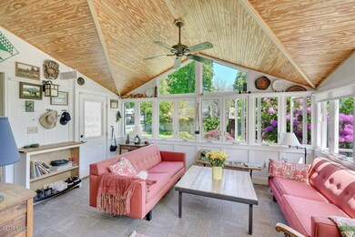 309 W Catharine St, Milford, PA 18337 - photo 6