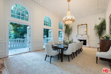 1116 Laurel Way, Beverly Hills, CA 90210 - photo 3