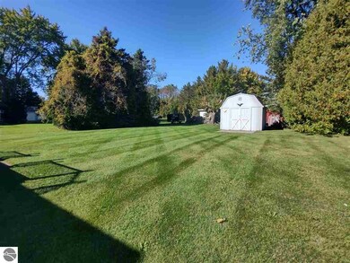 312 W Michigan Ave, Au Gres, MI 48703 - photo 6