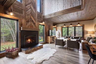 6 Patriots Drive, Newry