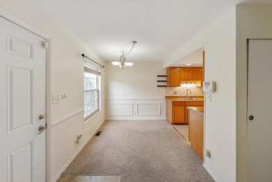 2594 Scioto View Ln unit 2594, Columbus, OH 43221 - photo 2