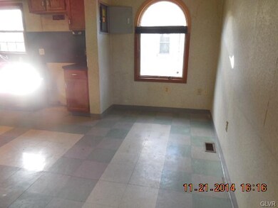 267 Main St, Slatington, PA 18080 - photo 5