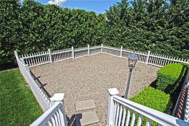 895 Garden Ct, Easton, PA 18040 - photo 7