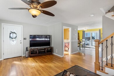 28 Evelyn Ct, Dracut, MA 01826 - photo 4