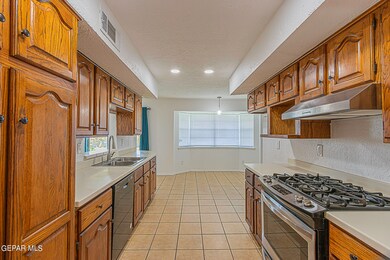 1405 Bodega Place, El Paso, TX 79935 - photo 7