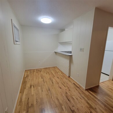 1801 Cortlandt St unit 7, Houston, TX 77008 - photo 5