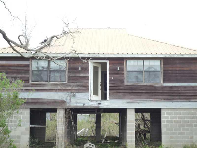 Facade/Exterior Front.