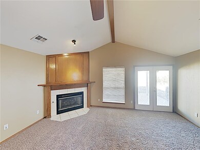 2125 NE 13th St, Moore, OK 73160 - photo 4