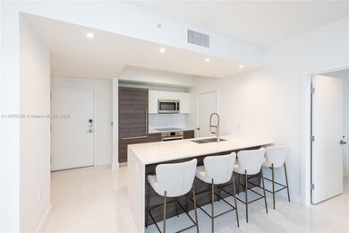 Merrick Manor unit 619, Coral Gables, FL 33146 - photo 6