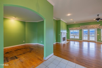 131 Simmons Ridge, Johnson City, TN 37604 - photo 4