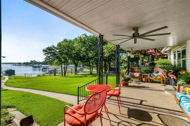 11868 Younger Ct, Azle, TX 76020 - photo 4