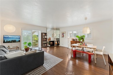 1354 Shadow Ln unit D, Fullerton, CA 92831 - photo 3